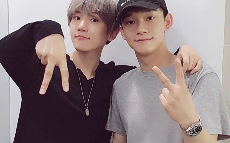 白橙团综里经常黏在一起的两只甜甜的小可爱exoshowtime片段cut