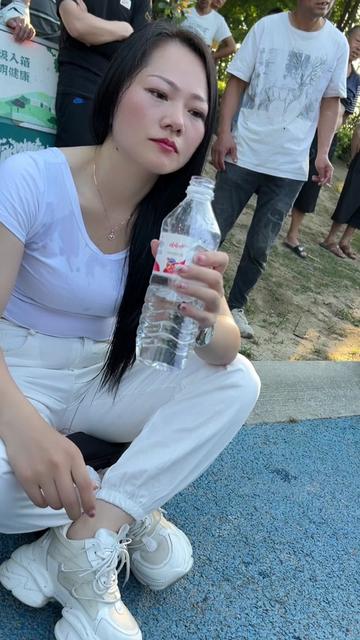 到最后还说不是这首歌,我太难了…… @小西西96527