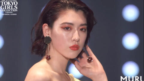 日模走秀 Maggy 三吉彩花同样的身高 一样超a身材 彩花和maggy你更喜欢谁 哔哩哔哩 Bilibili