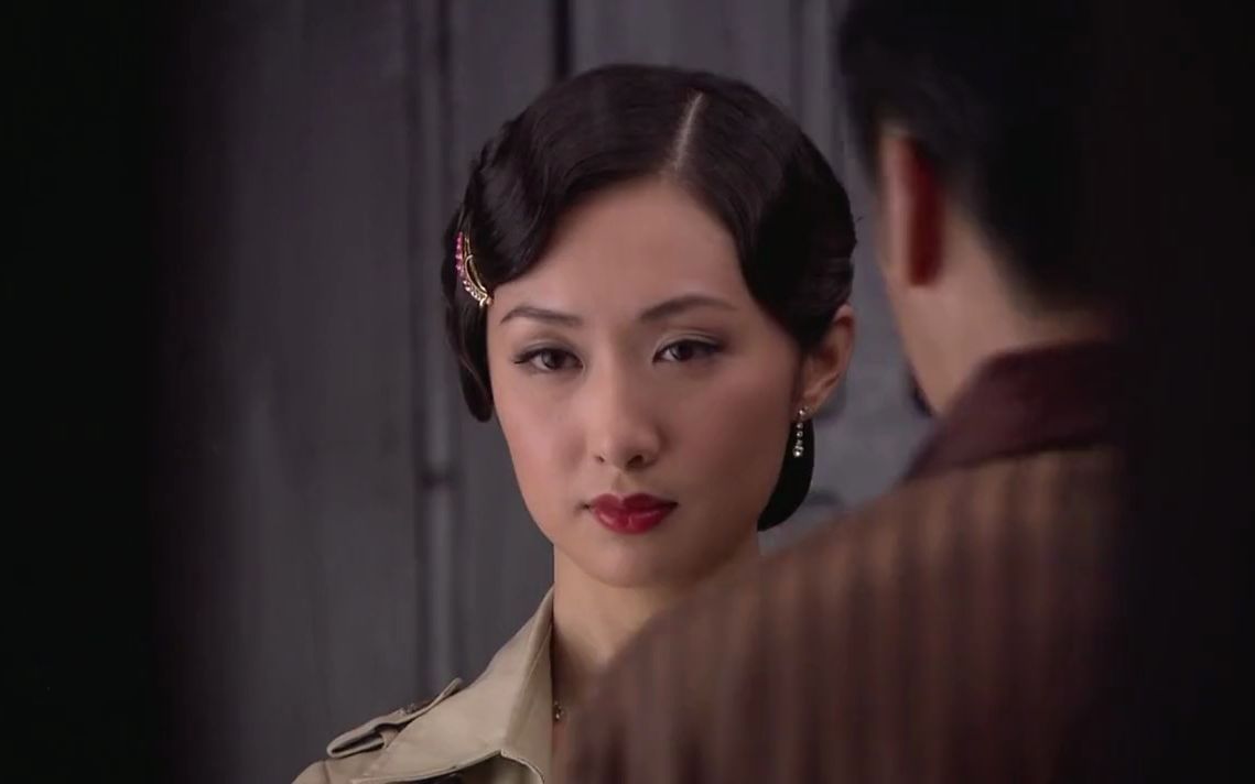 终结杉计划:检查女特务,这手下眼神不对呀