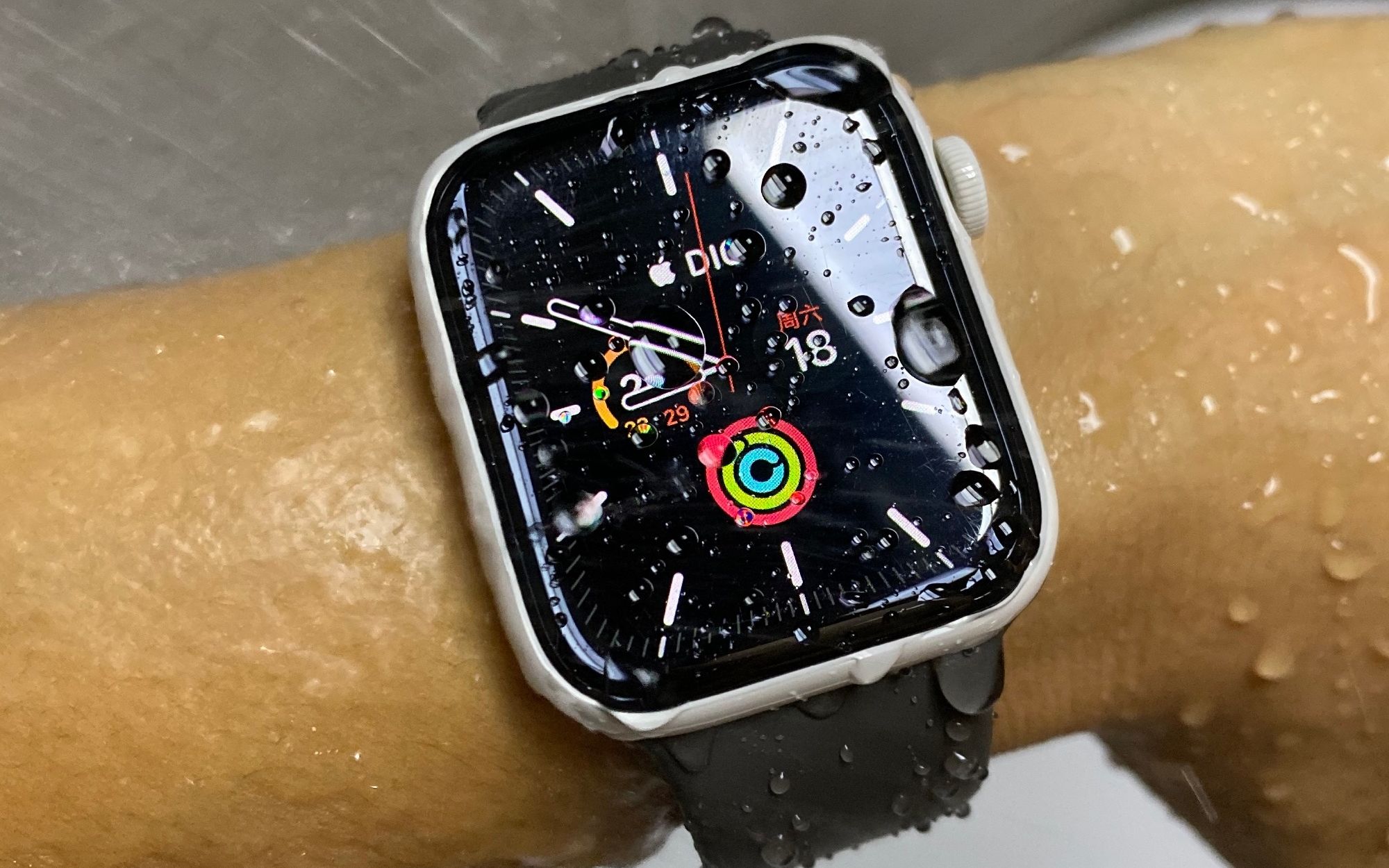 [图]2020年居然用1000多元买到Apple watch S4！！44mm耐克+美版的超高性价比苹果智能手表！！真香