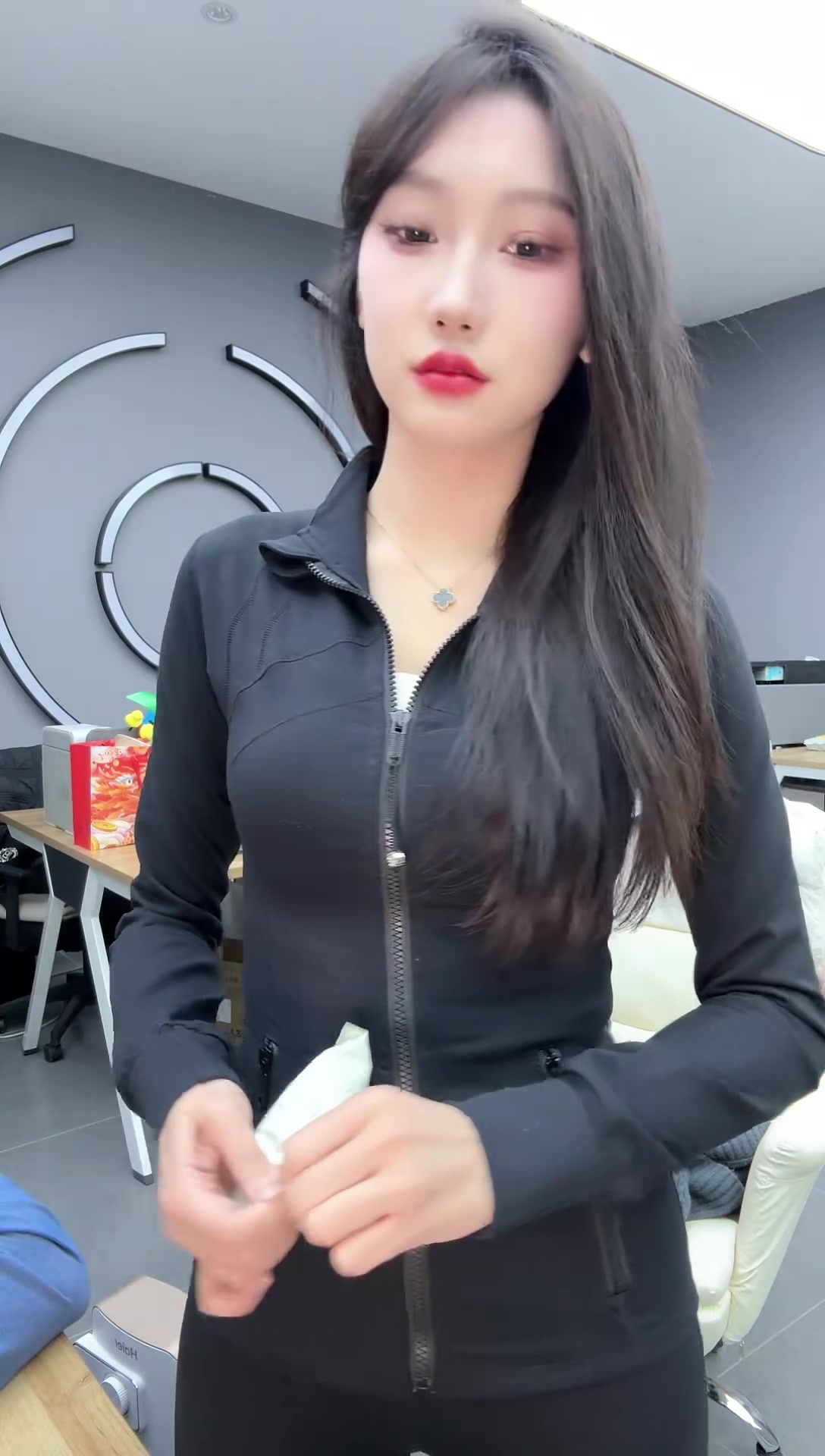 我姐姐的朋友20240314