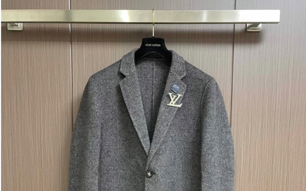 lv路易威登高仿2023fw秋冬男士修身西装西服外套