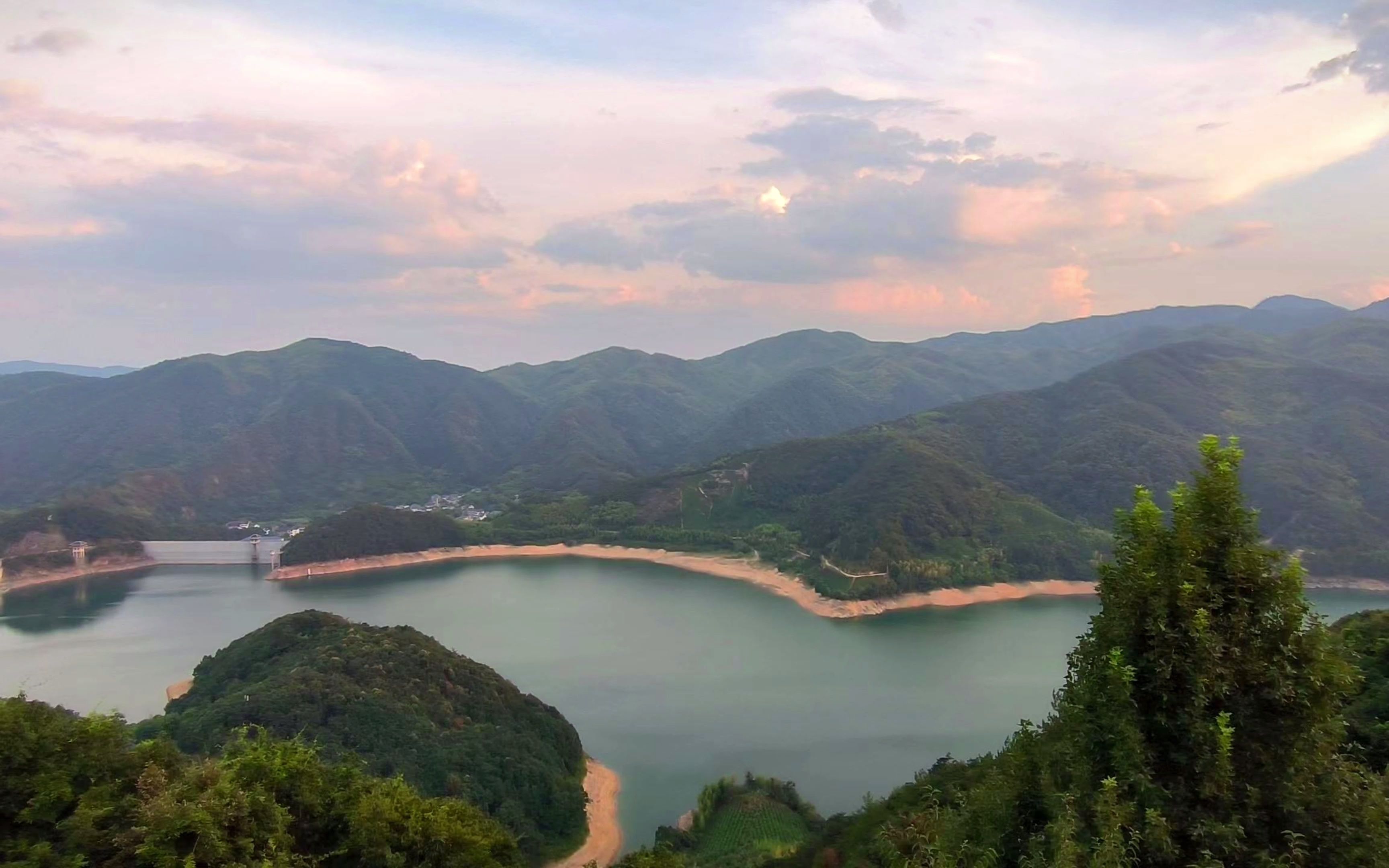 gsx250r四岭水库骑行,晨兴迎烈日,带月荷锄归