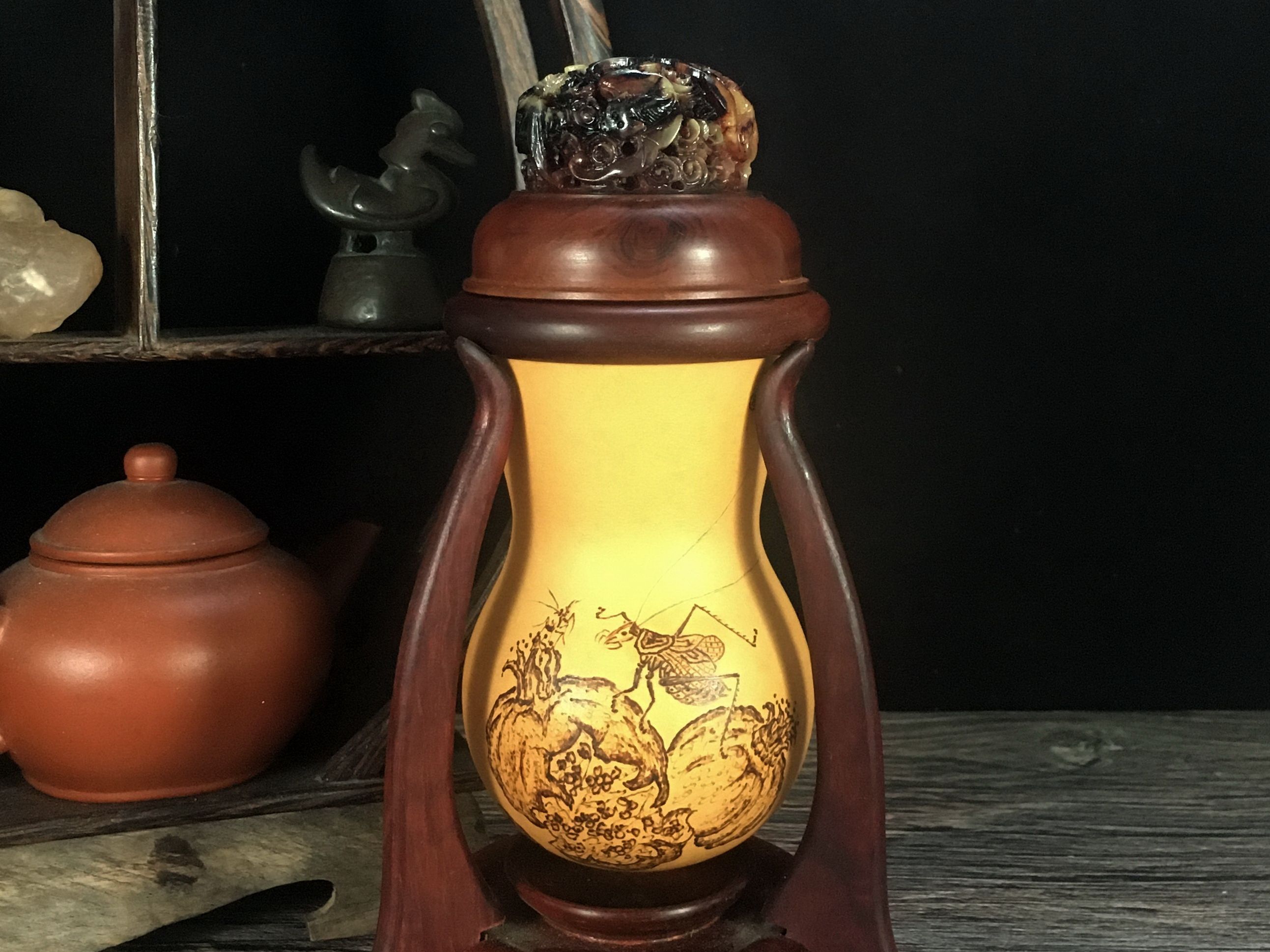 石榴蝈蝈趣 纯手工烙画烫花养虫蓄虫鸣虫具葫芦蝈蝈叫罐文玩把件