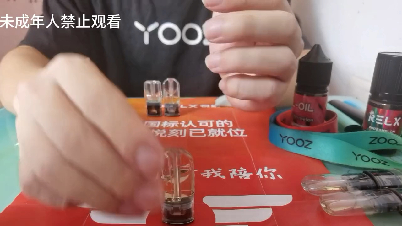 空弹如何注油,五代免打孔空弹注油补充液测评教程分享省钱水果味