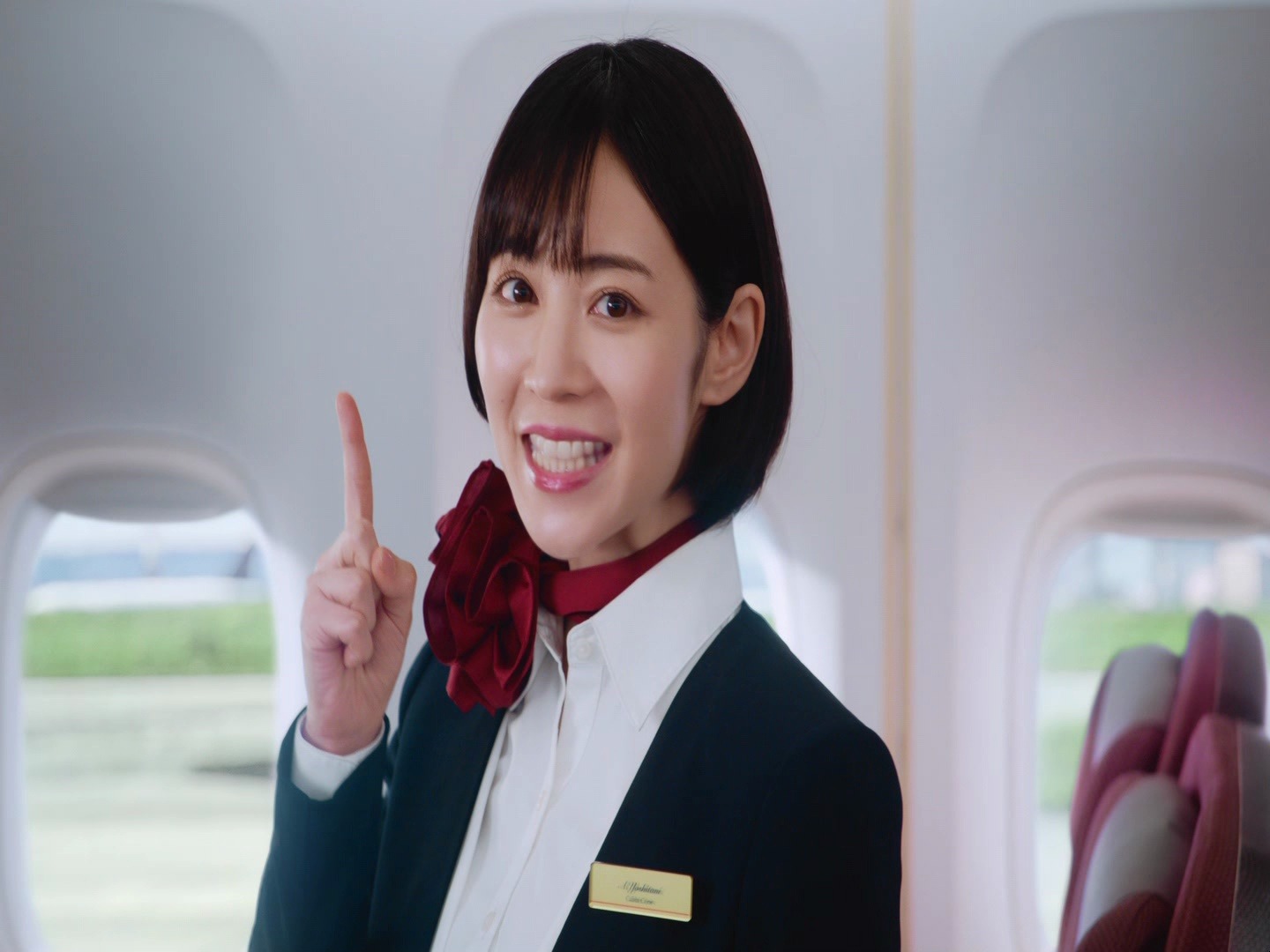 吉谷彩子—bizreach フライト篇