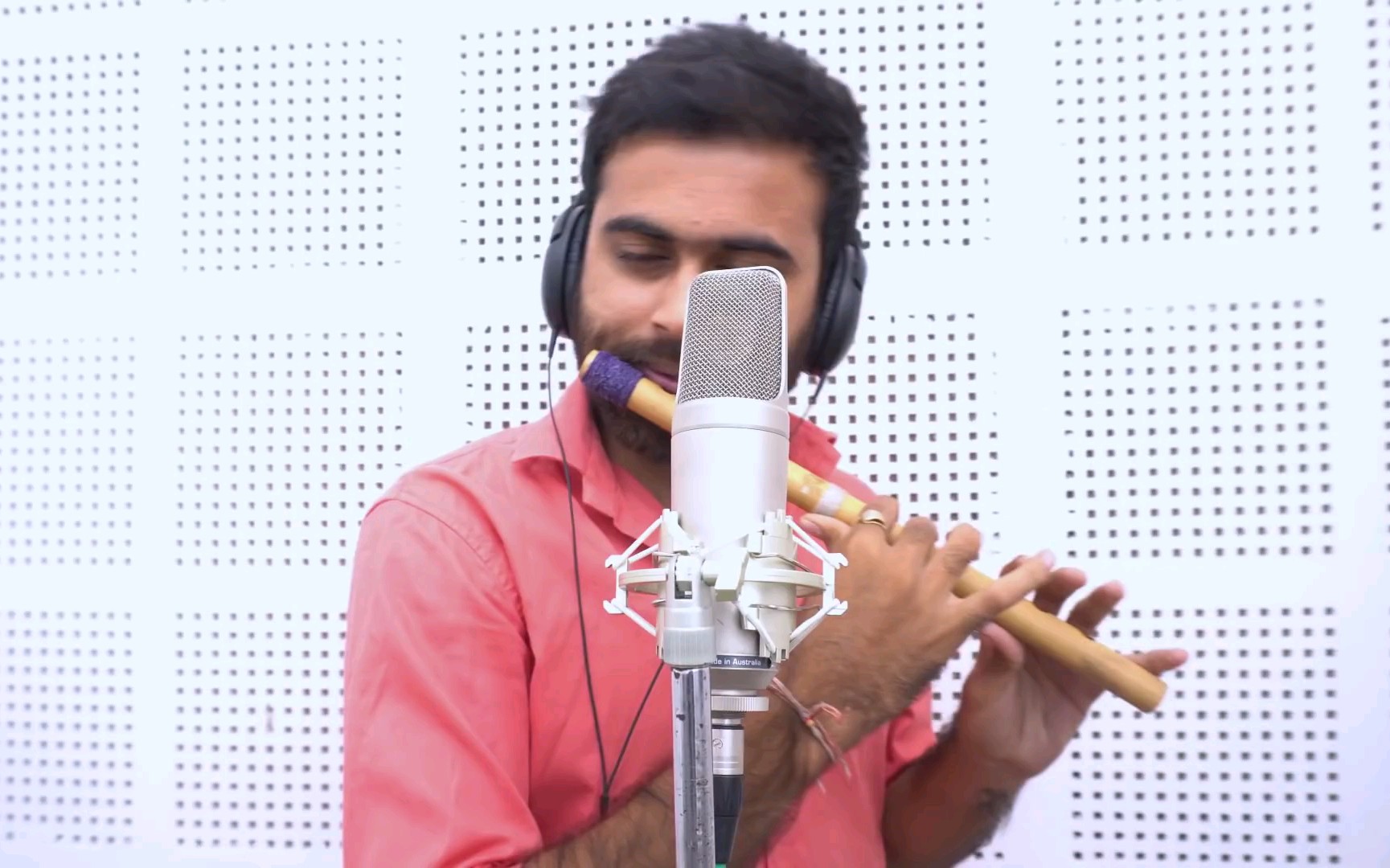 [图]Shape of you_Muskurane ki wajah_ Maahi ve_Flute cover_Instrumental _Divine Flute