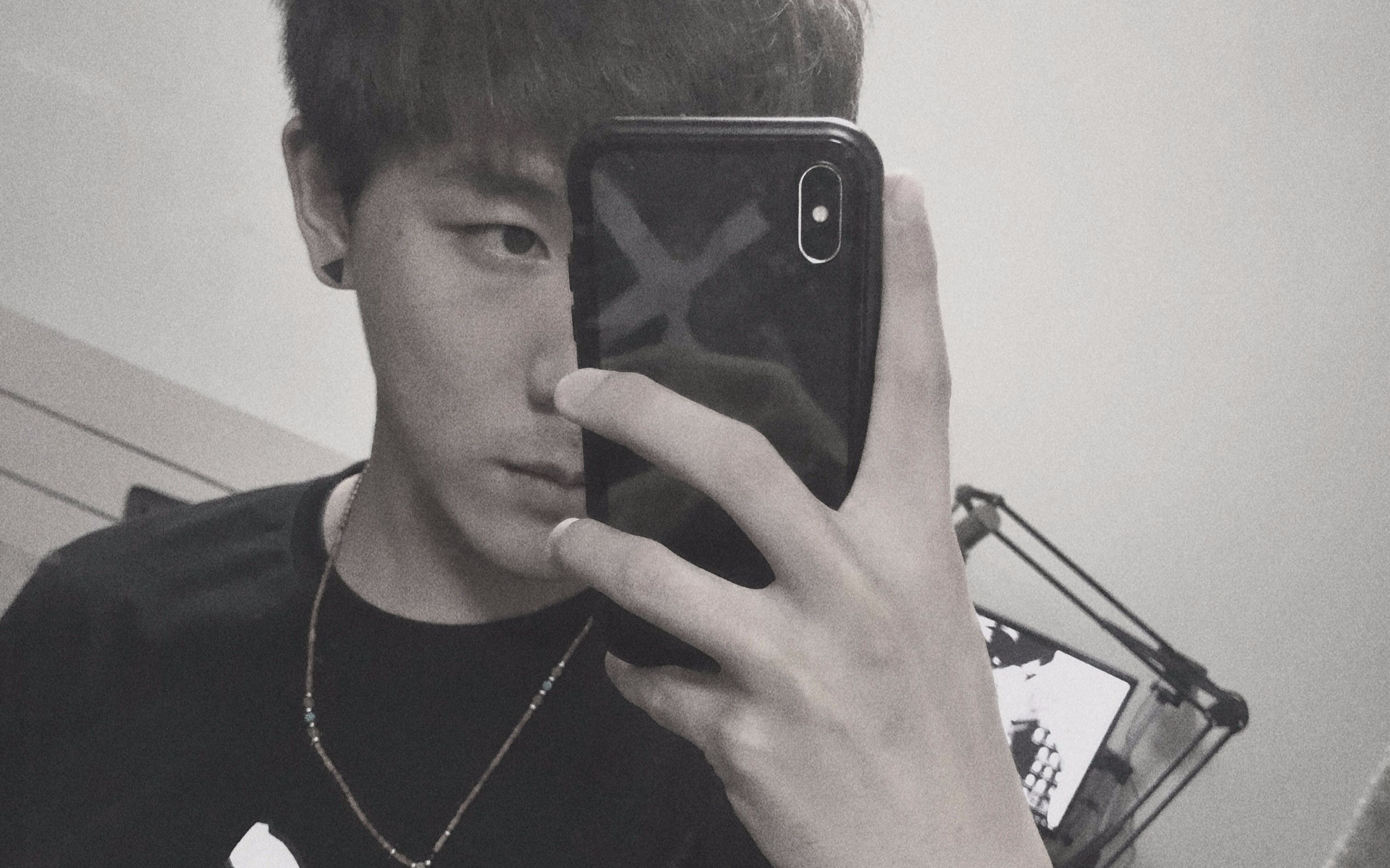 【羊仔】二十万福利.真人啊屎克 2018-09-21