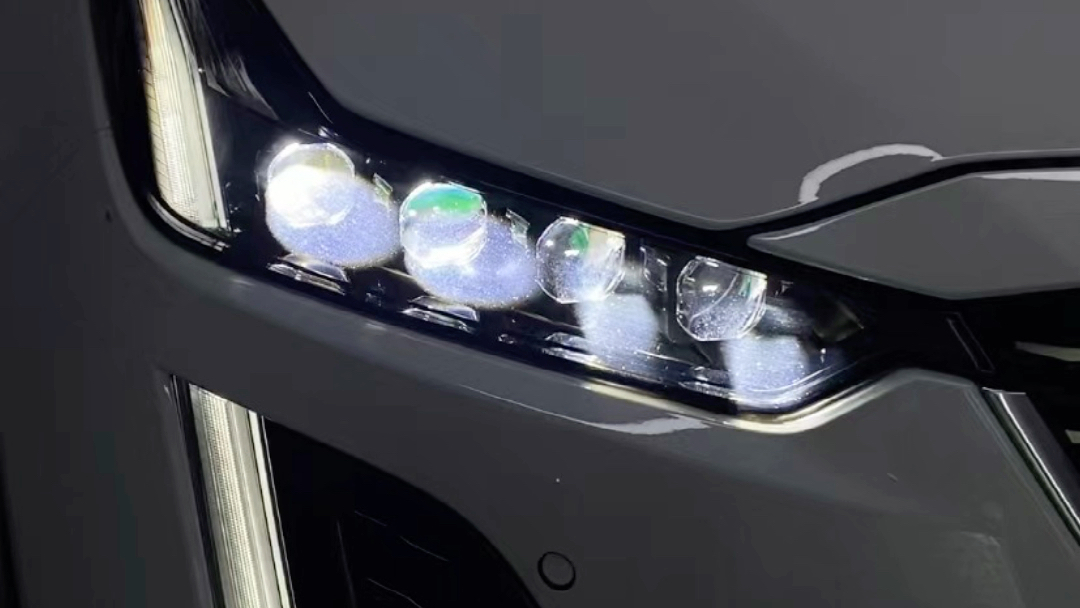 成都凯迪拉克ct5车灯升级矩阵激光大灯八透镜车灯升级矩阵透镜安达迩