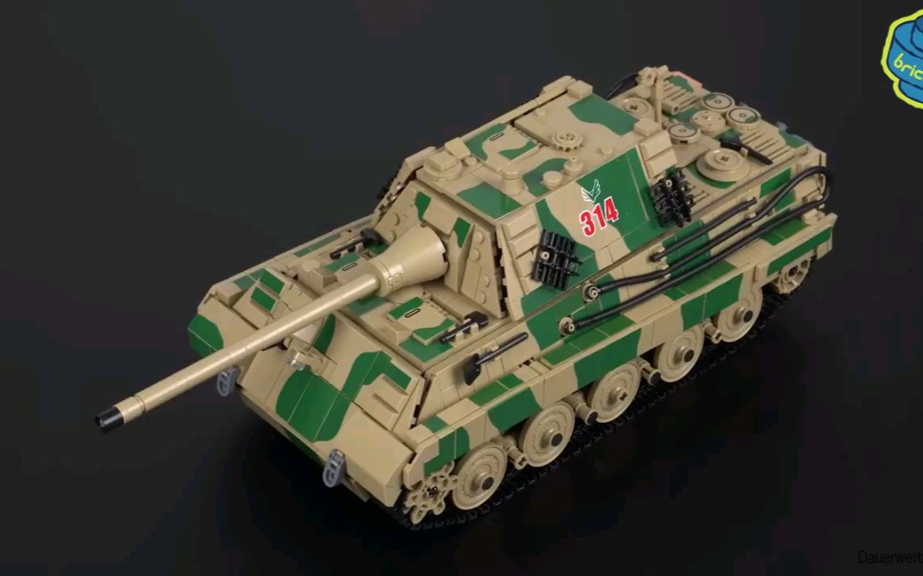 沉浸式拼搭:积木猎虎重型坦克歼击车