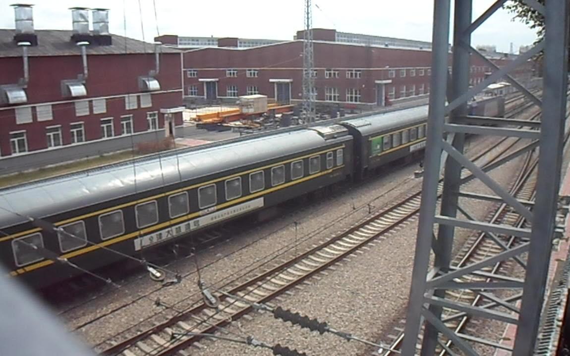 hxd3c 0404 牵引k1230次 津大盛源号 齐齐哈尔~大连旅客列车离开