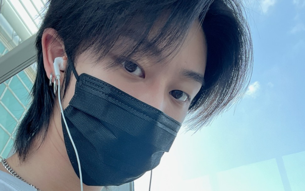 【徐明浩】捉到了一名男大学生