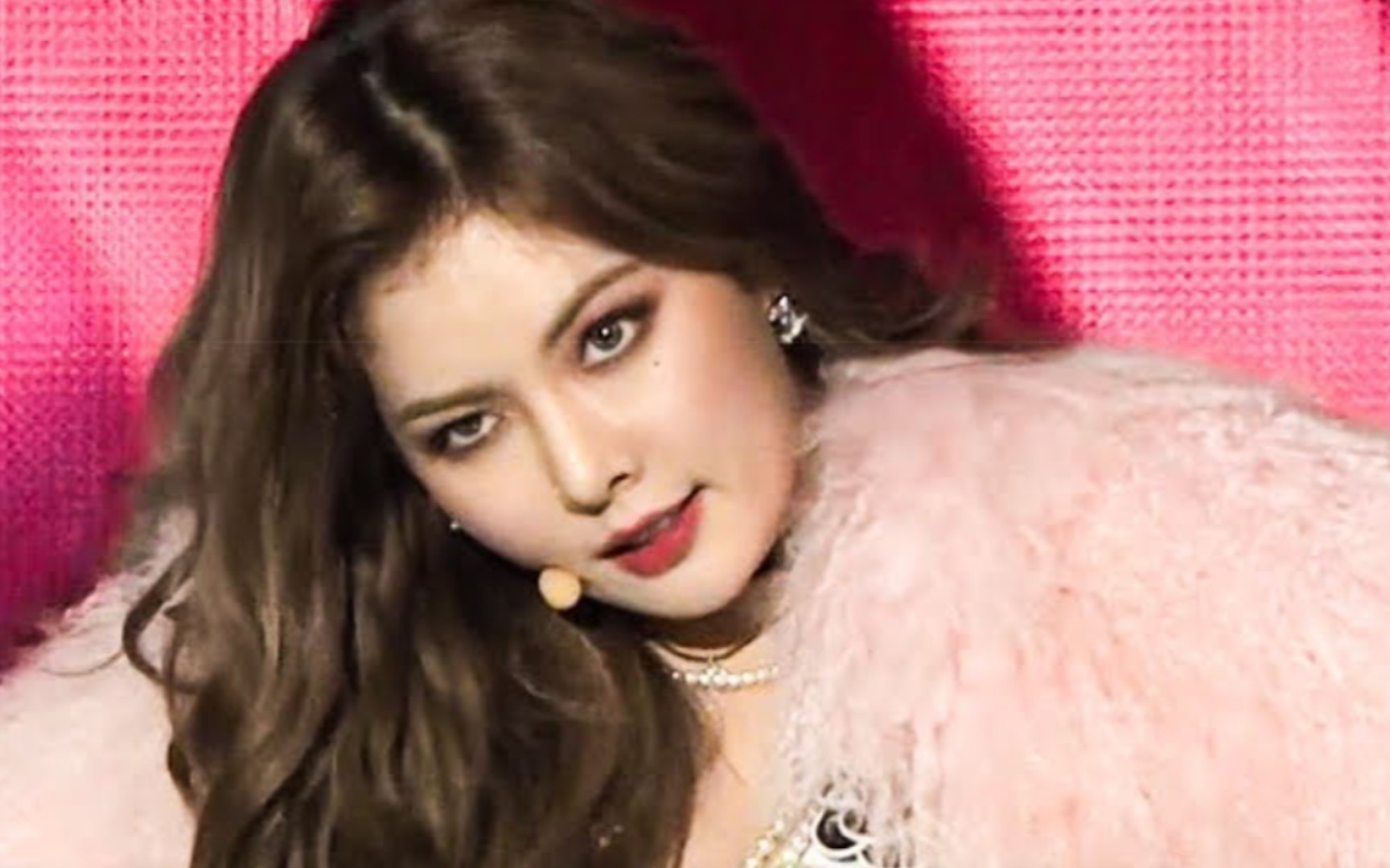 七年前泫雅巅峰时期的舞台!roll deep red mama 2015 音乐现场公开!