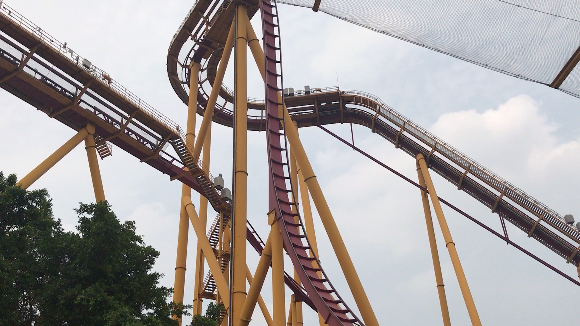 广州长隆垂直过山车