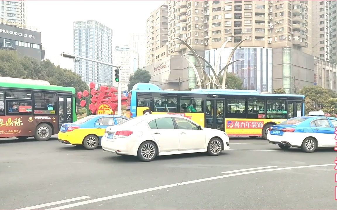 实拍贵州贵阳的城市建设,发展速度太快了,城建水平超新一线城市哔哩哔哩bilibili