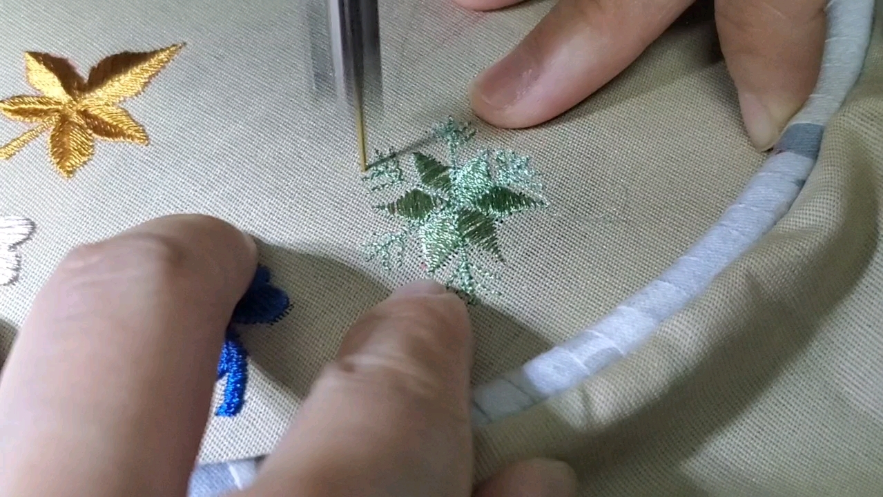 手推绣雪花的绣法