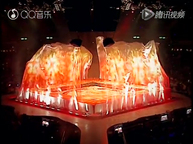 [图]刘德华 - 暗里着迷 (2004 Vision Tour演唱会香港站)