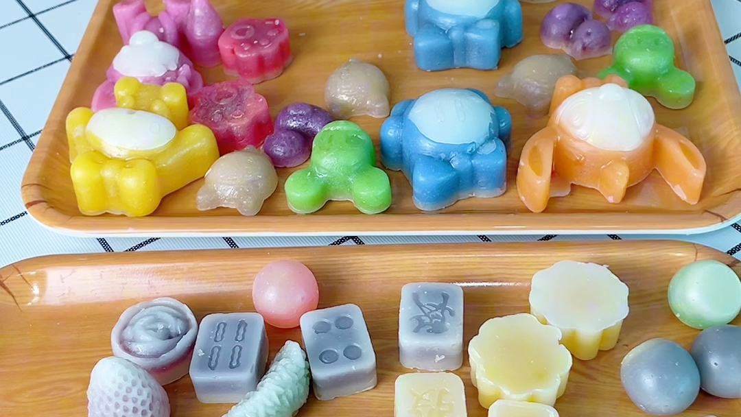 精致好看的蜡瓶糖