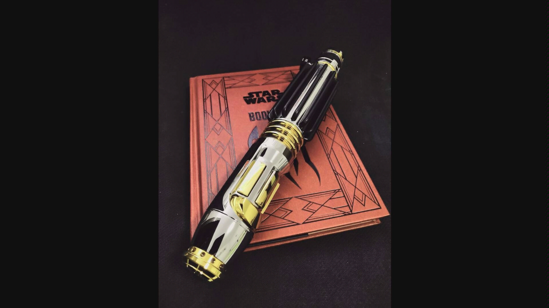 光剑模玩评测长沙群友哈根达斯评测89温杜光剑搭载warsaber芯片