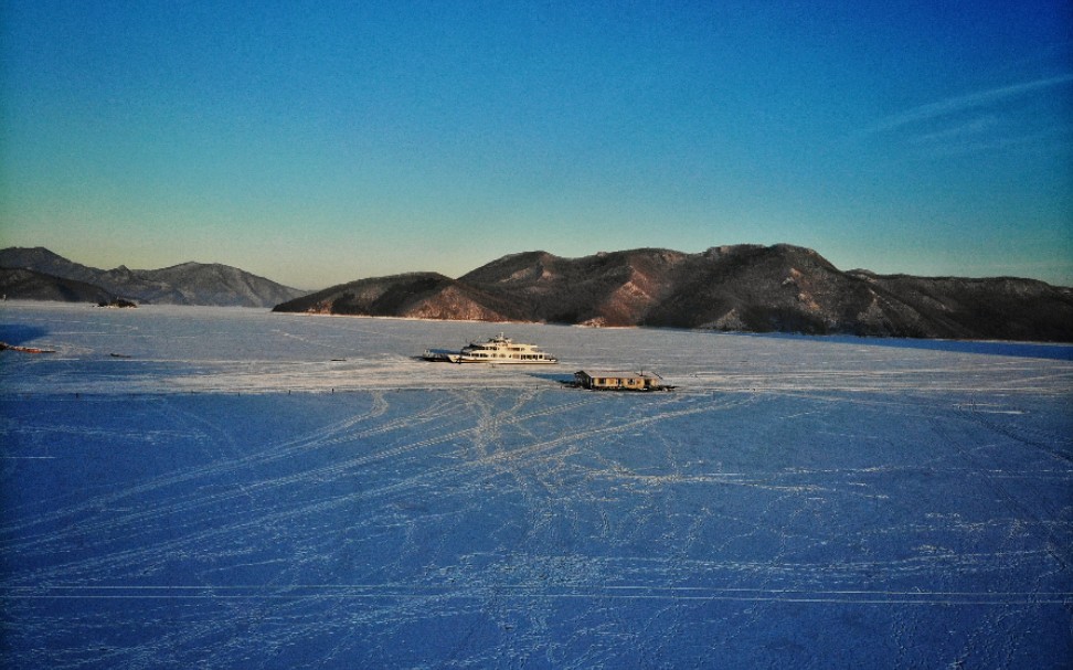 松花湖冬天图片