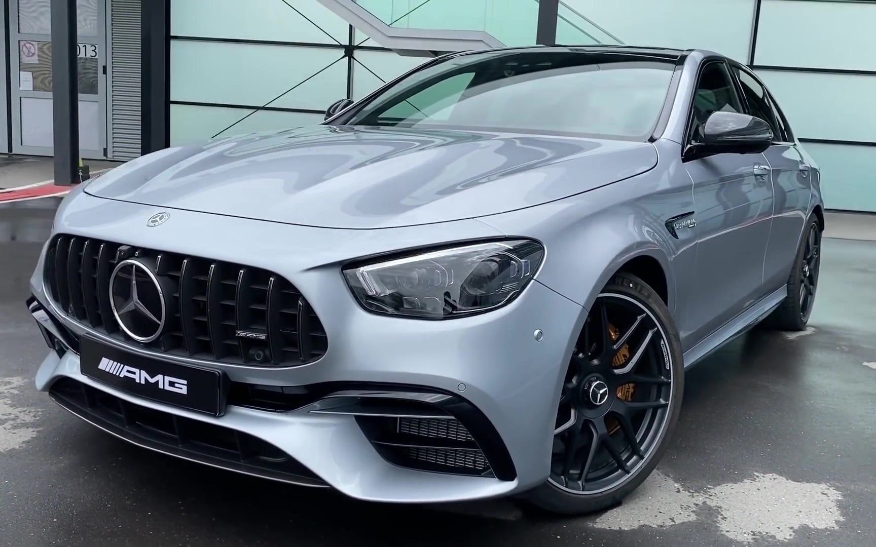 2021新款 奔驰 e63 4matic 外观内饰介绍(附声浪).