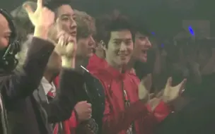 Descargar video: 【菌w】2012MAMA EXO看BIGBANG reaction