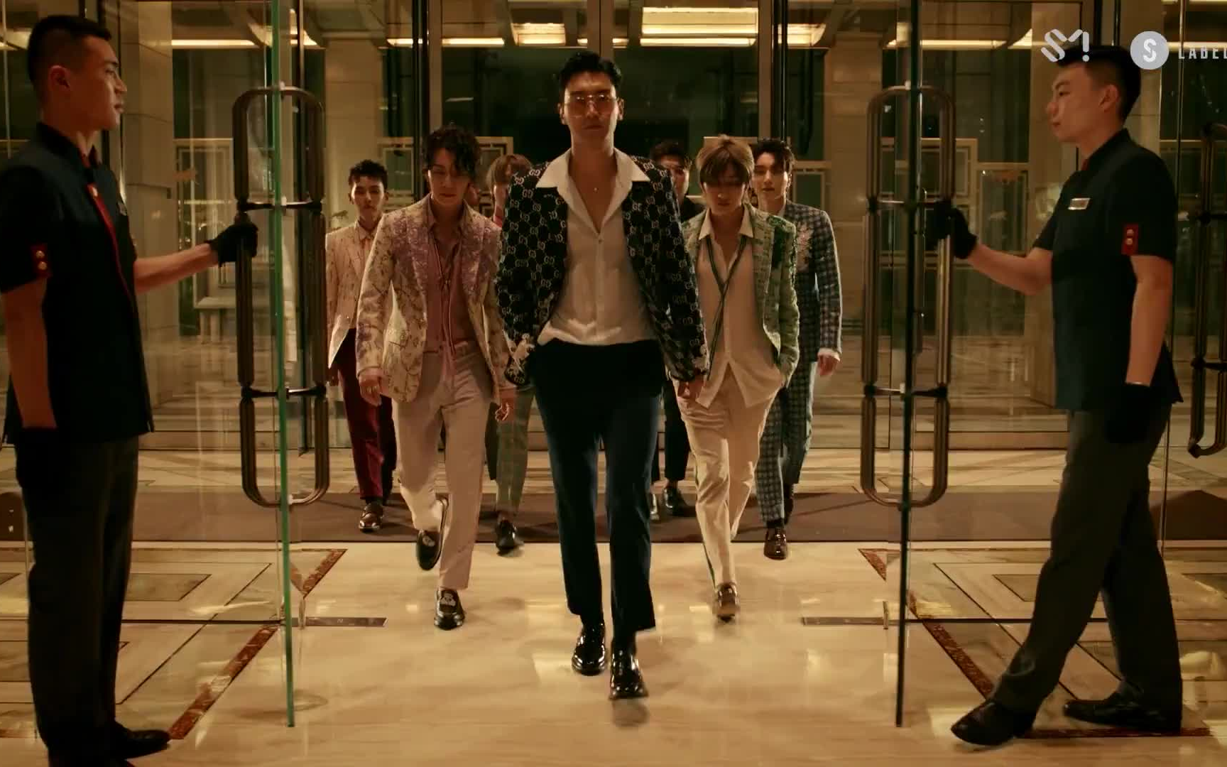 [图]Super Junior 'One More Time' MV