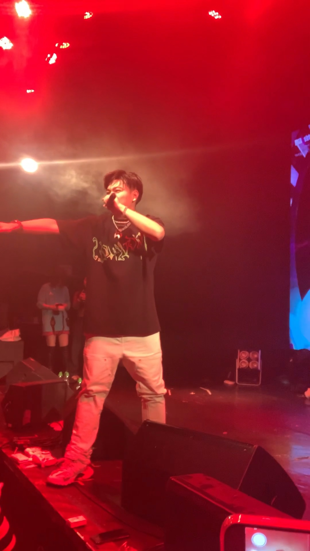 cj周密把闹钟关咯cj周密高