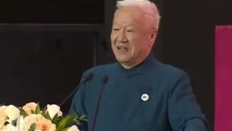 导演谢飞称赞《封神》《三体》改编成功