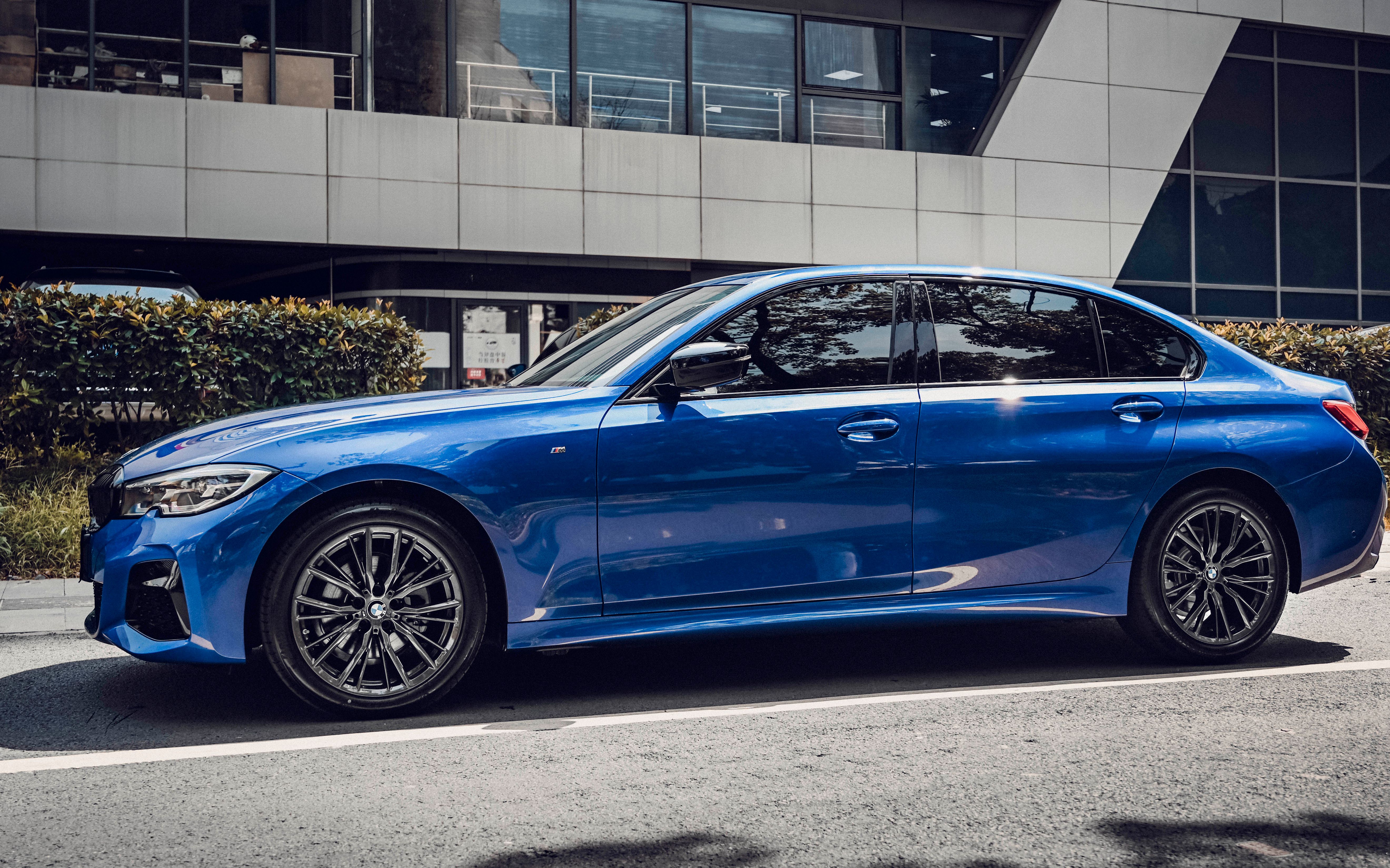 苏州无二汽车贴膜丨宝马3系贴威固v5隐形车衣