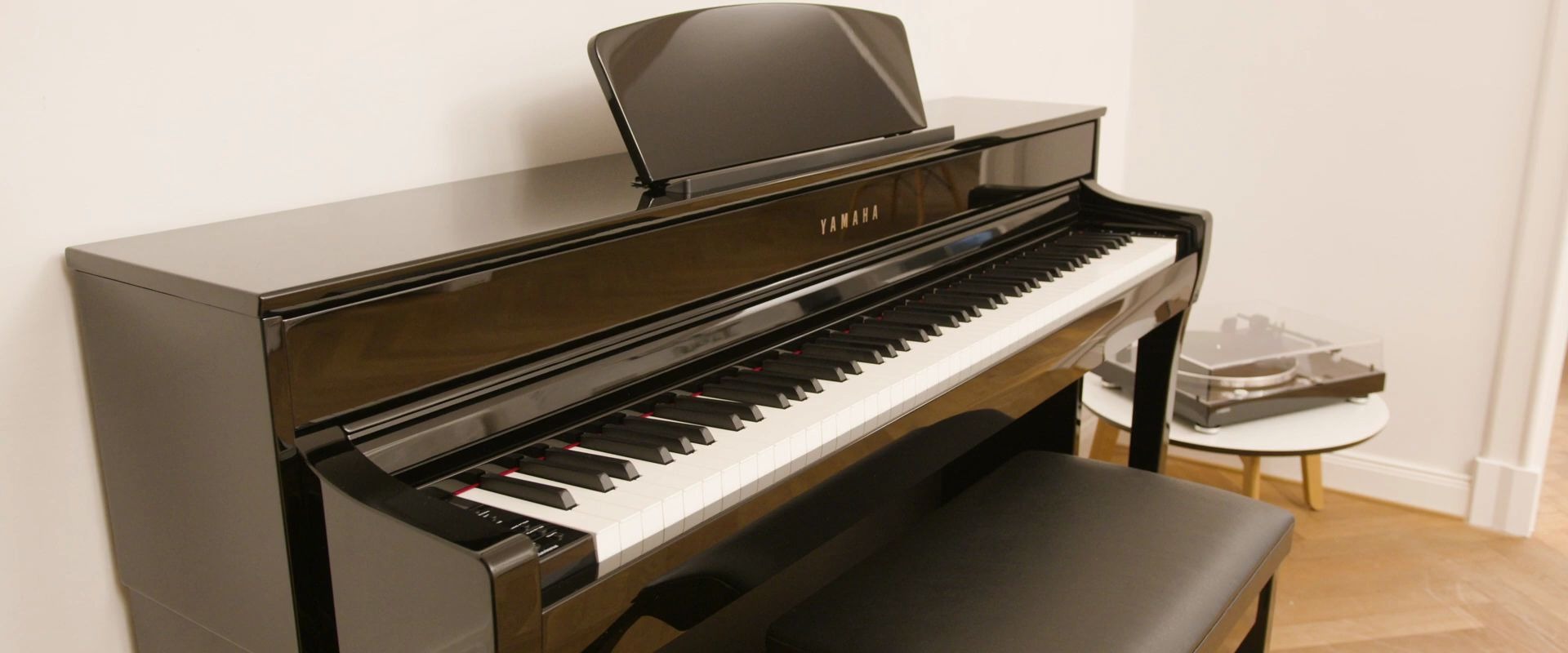 yamaha clavinova clp-735 数码钢琴官方宣传片【第一键盘】