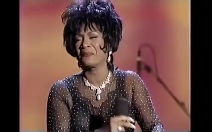 [图]patti labelle - Ain't No Way (The 1993 Essence Awards)Aretha Franklin