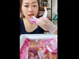 Download Video: 【饭饭】冰碗好脆！吃起来就停不下来，好好听