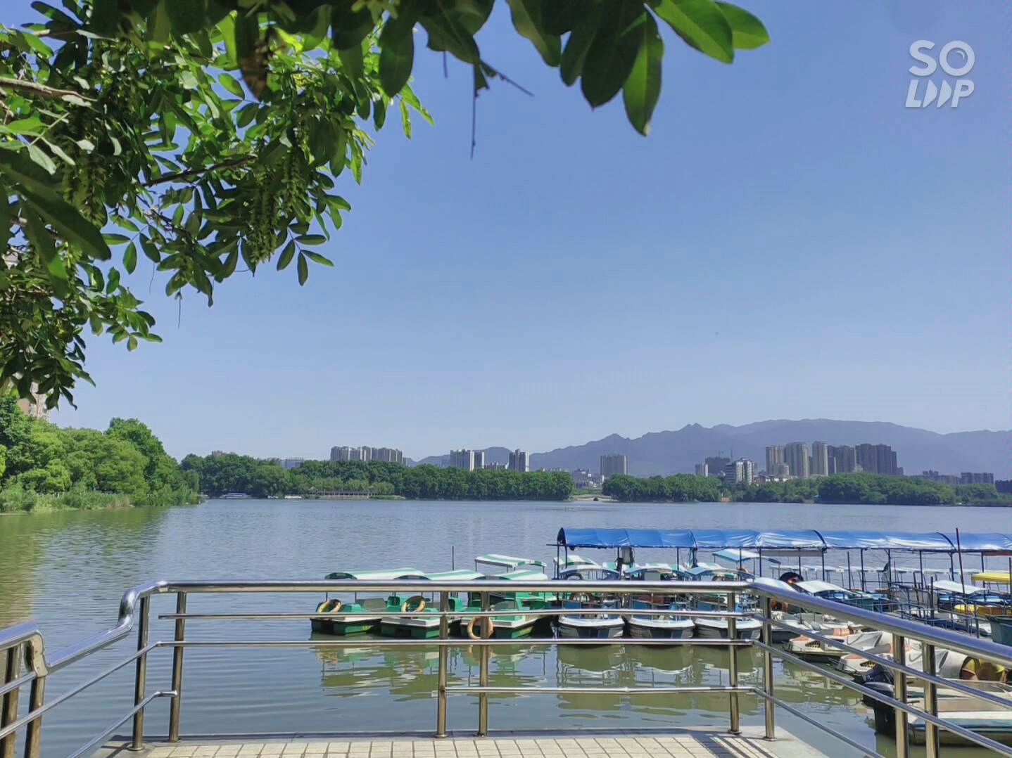 [图]甘棠湖与烟水亭