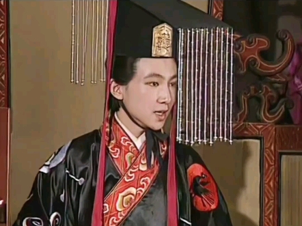 刘备觐见汉献帝,自报家门后,还混了个皇叔的身份.