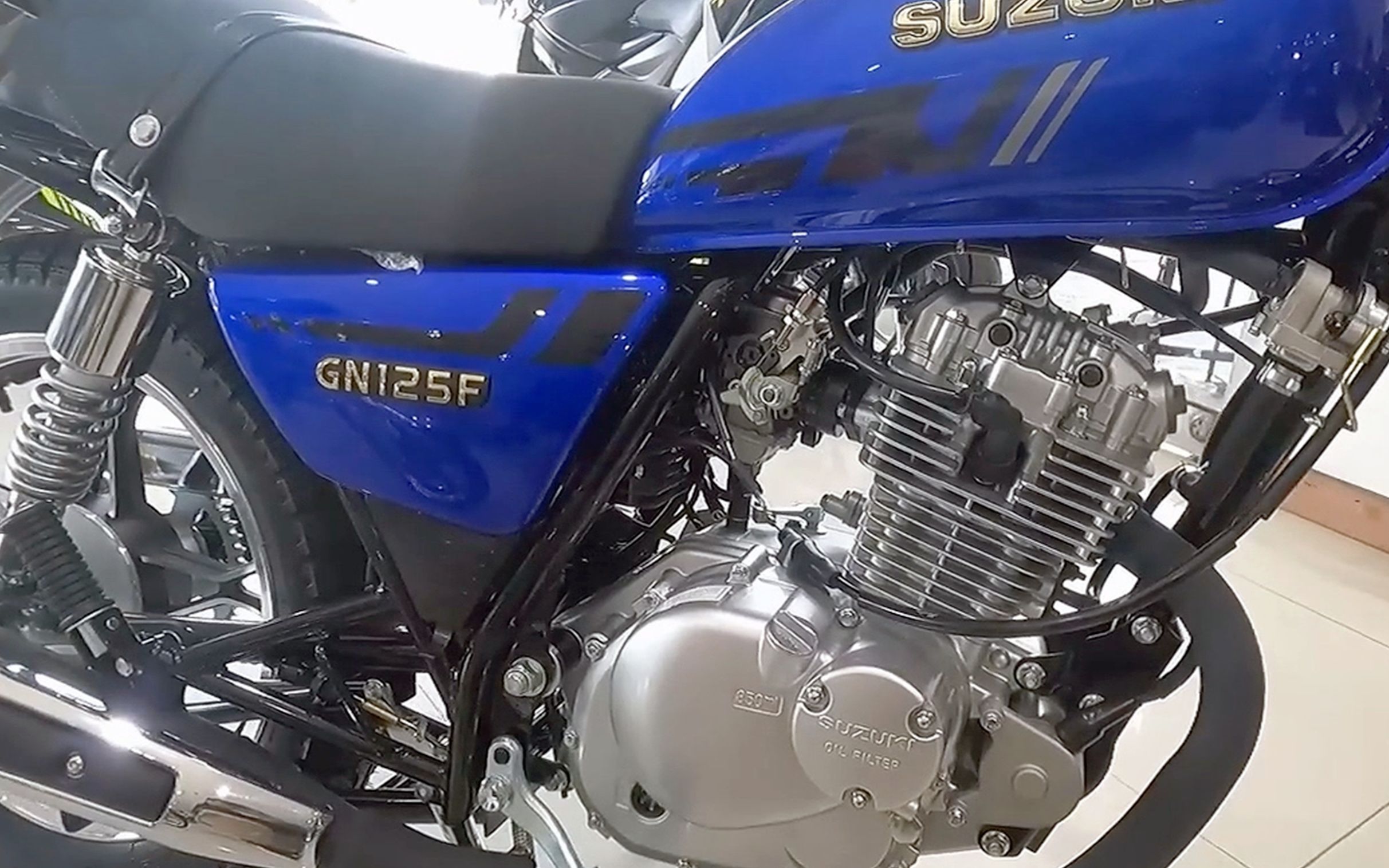 铃木125经典小太子,皮实耐用,造型复古,油耗仅1.9,售7300元