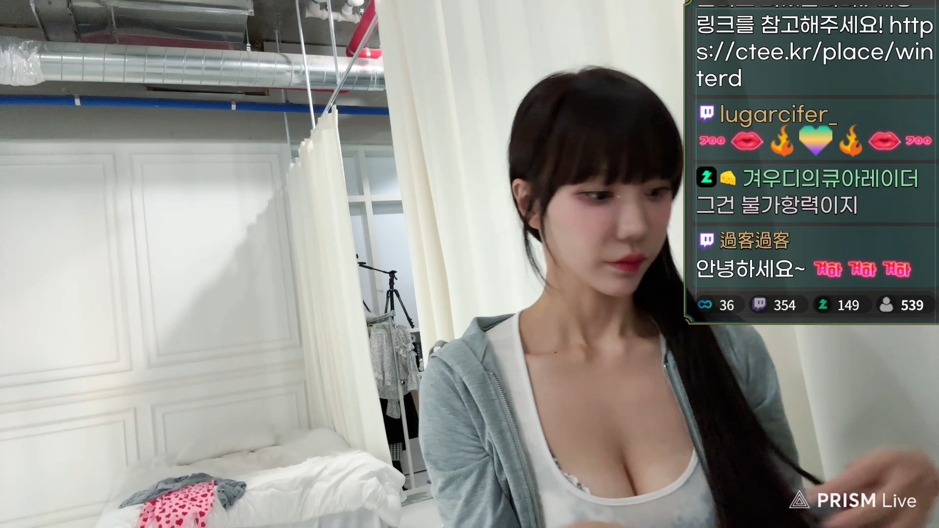 [图]TWITCH主播BJ冬天（kyul365）拍摄写真直播（20241031）