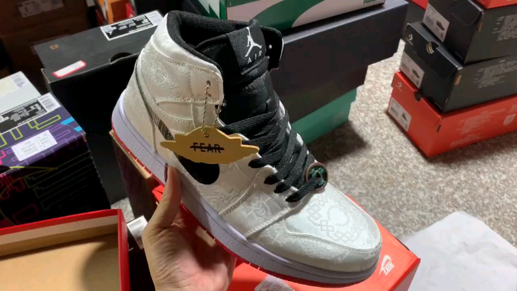 aj1白丝绸壁纸图片