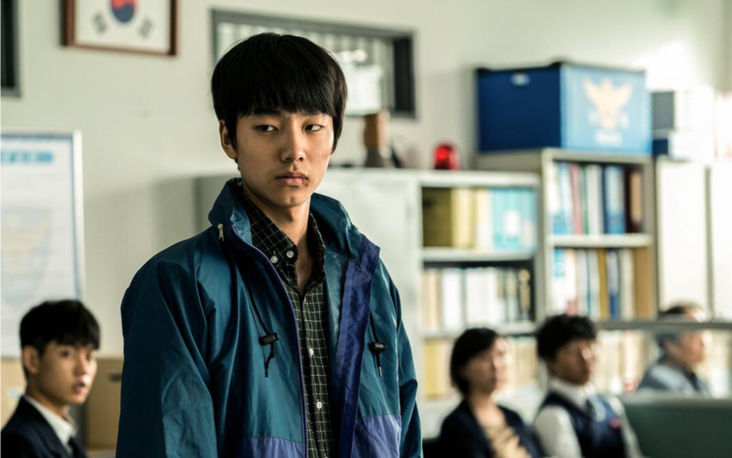 韩国催泪电影中学生被霸凌溺水身亡父母能否讨回公道