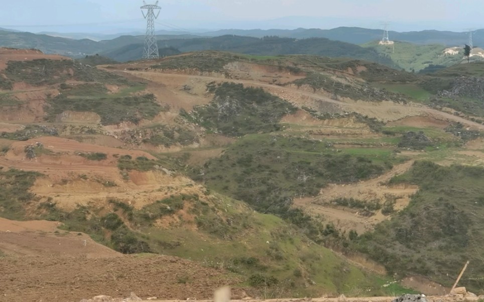 大山中的地形“太师椅”结地奇巧,百年难遇哔哩哔哩bilibili