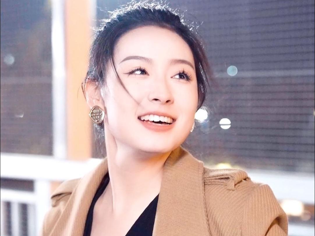 《花沐岚长枪跨马来演戏》2