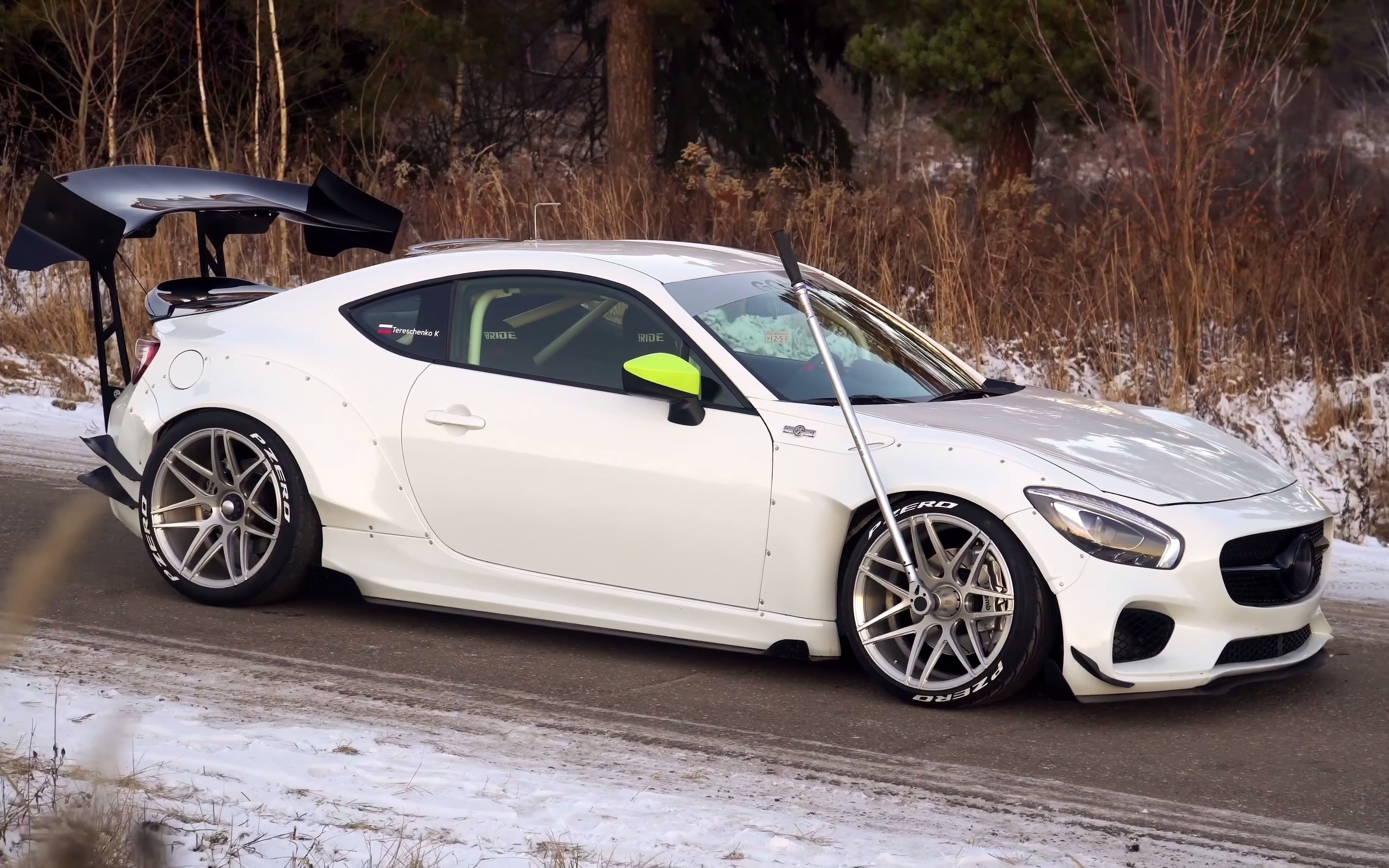 梅赛德斯奔驰gt86全球限量首台