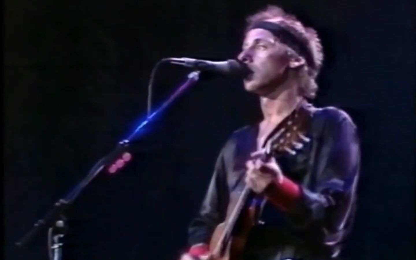 [图]Dire Straits - Your Latest Trick (1986 Sydney) 中英字幕