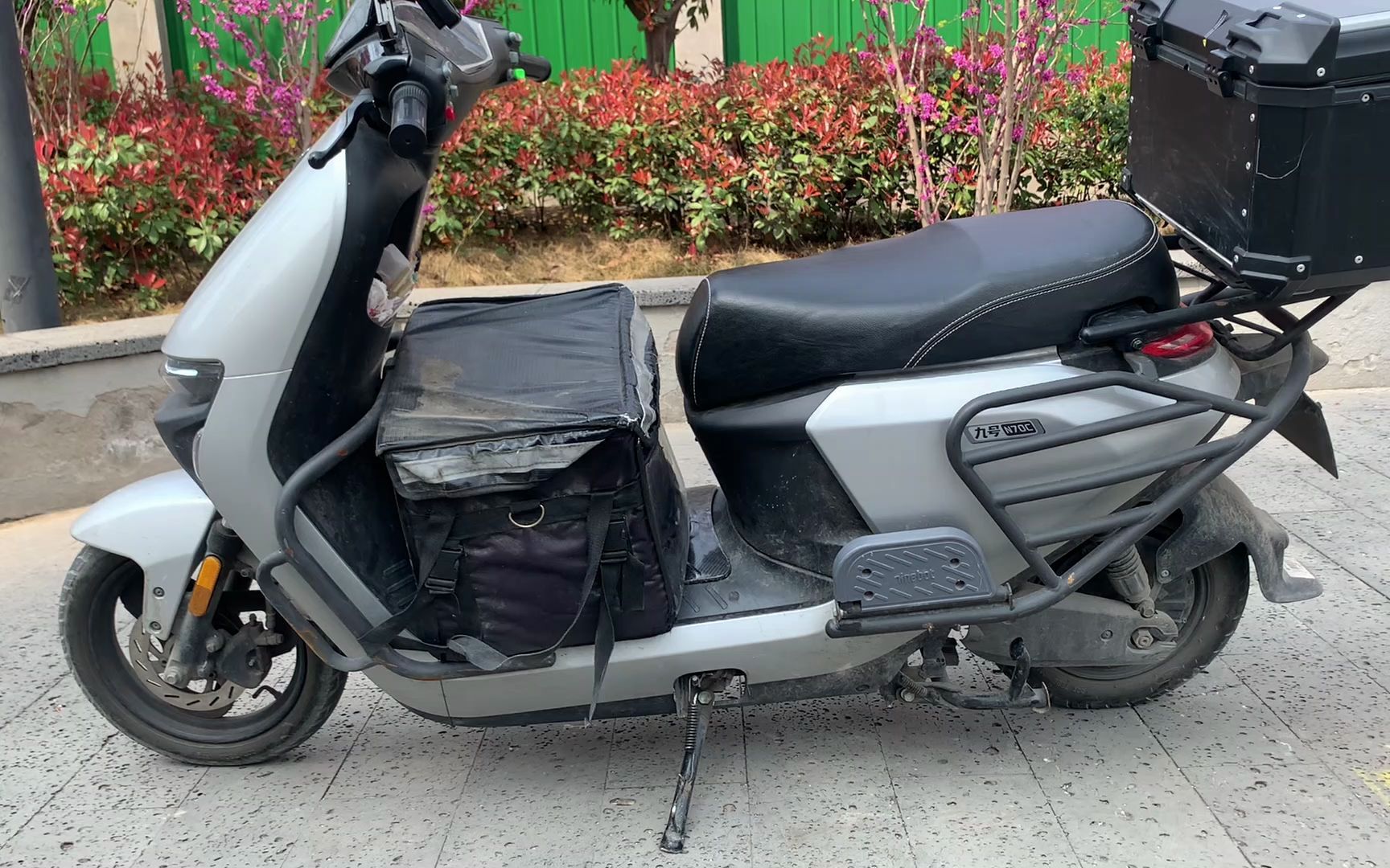 九号店动车n70c 加装一块铅酸 升级72v 到底要不要换控制器?