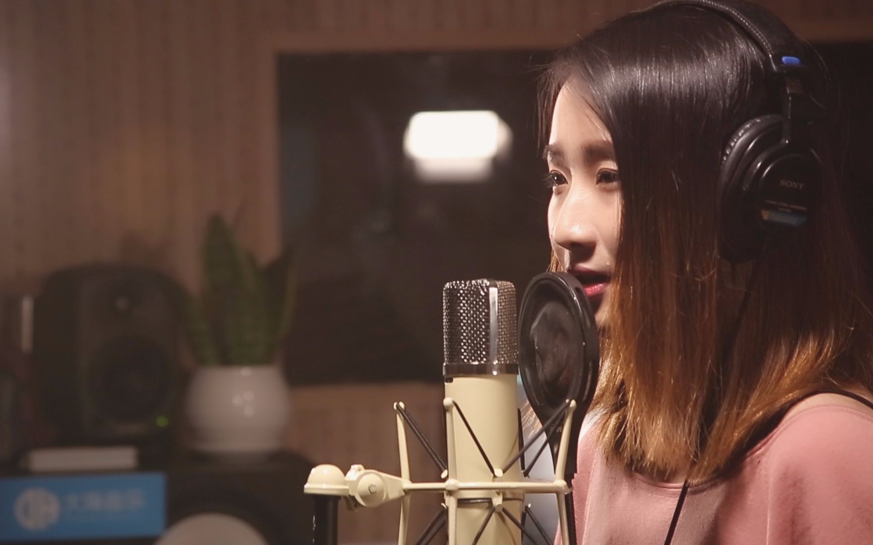 小姐姐翻唱温岚《祝我生日快乐》,也祝大家永远快乐!