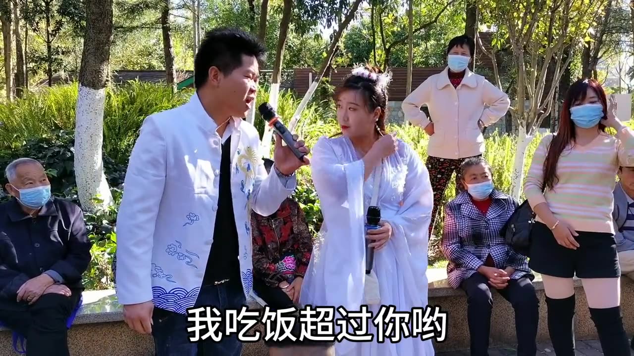 云南山歌哥哥真心把你爱我用真心来等待云南山歌搞笑视频精选