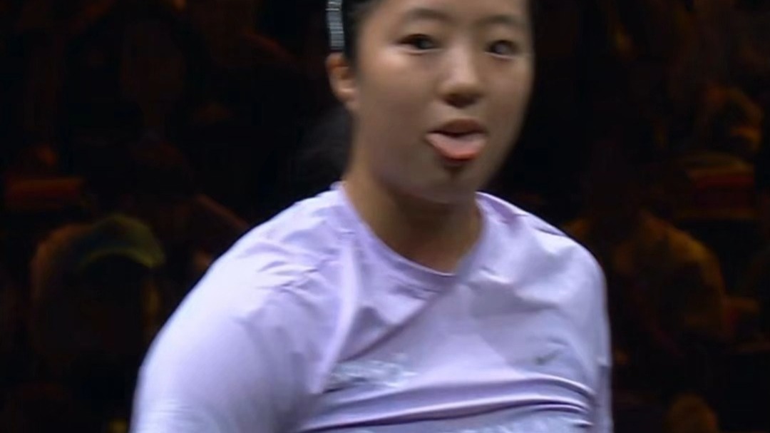 4比0！王曼昱进4强对阵张本美和，100%胜韩乒，申裕斌被打吐舌头