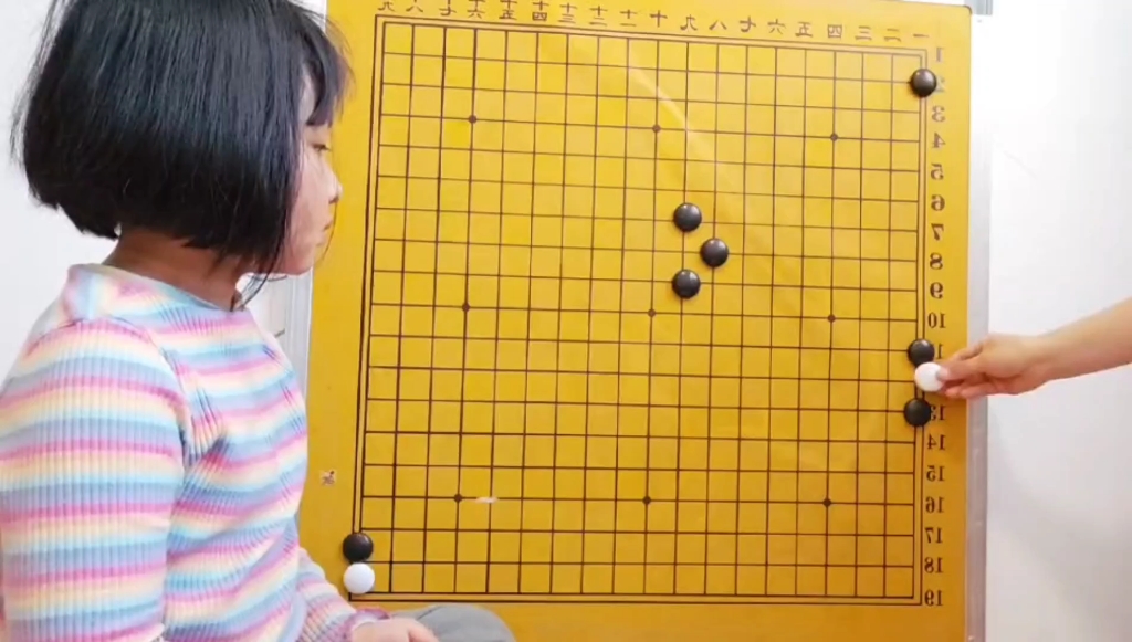 第6课:虎口(0基础围棋启蒙教学)-辣木云子干货-辣木云子干货-哔哩哔哩