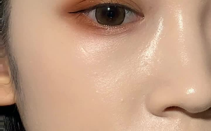 197_卡粉浮粉脱妆的尴尬来啦